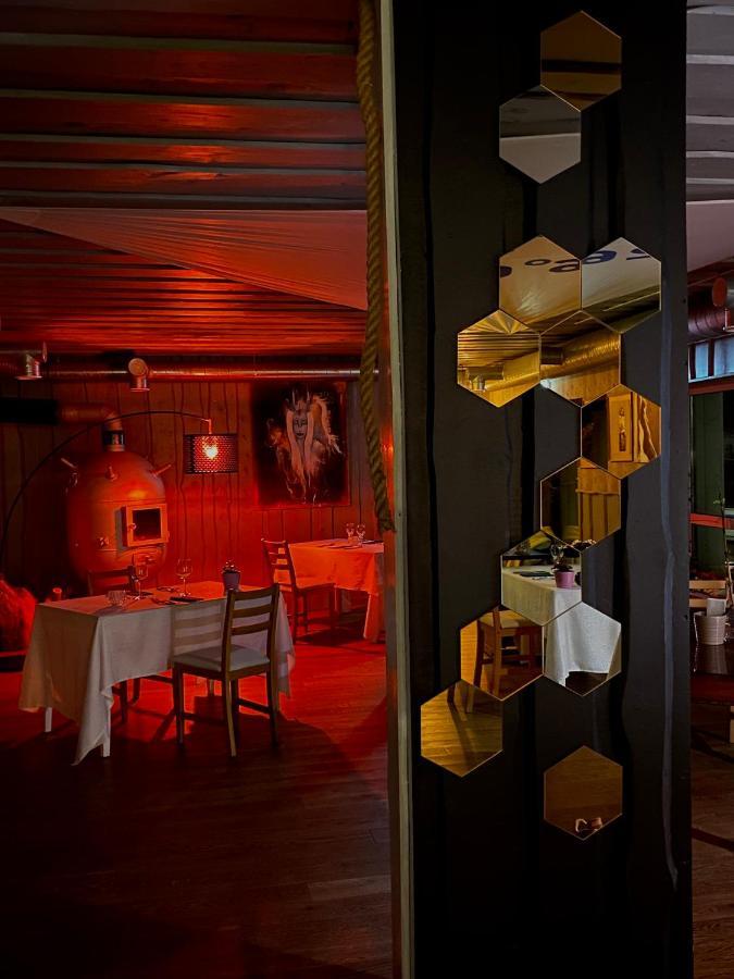 Vergi Sadam & Restoran Wirkes' ภายนอก รูปภาพ